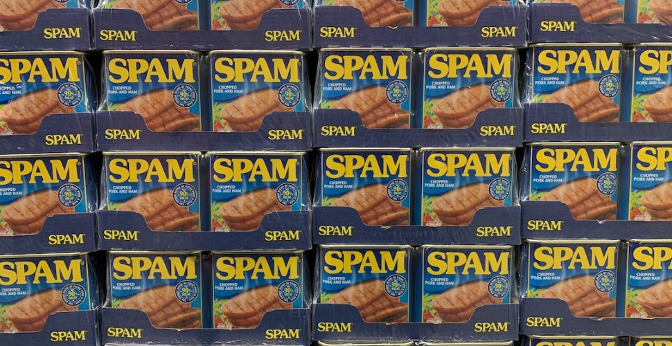 Wat is spam en hoe kan je jezelf ertegen beschermen? 1 Wat is spam en hoe kan je jezelf ertegen beschermen
